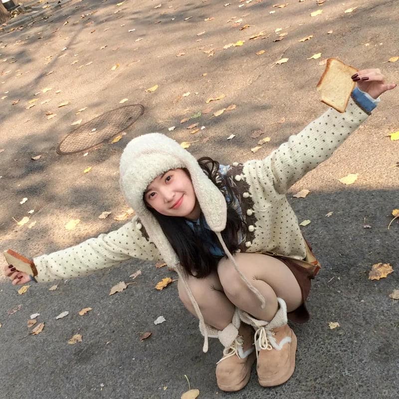 Hình avatar nụ cười gái xinh 2k11