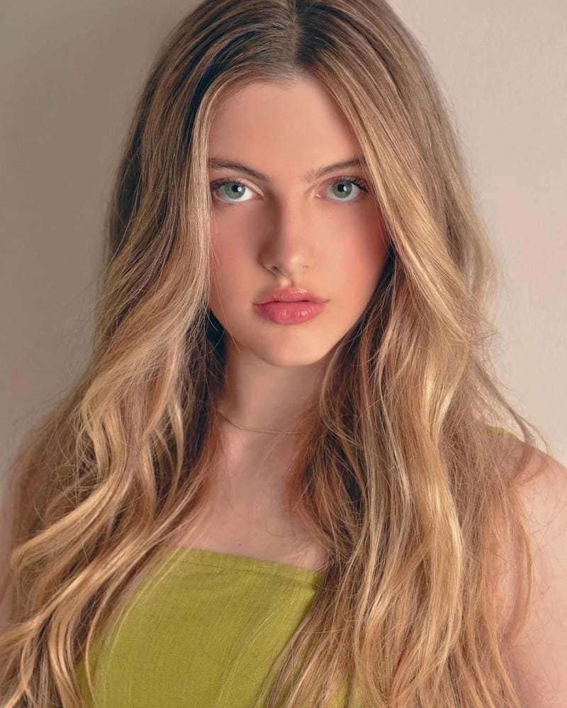 Ngắm ảnh gái xinh châu âu