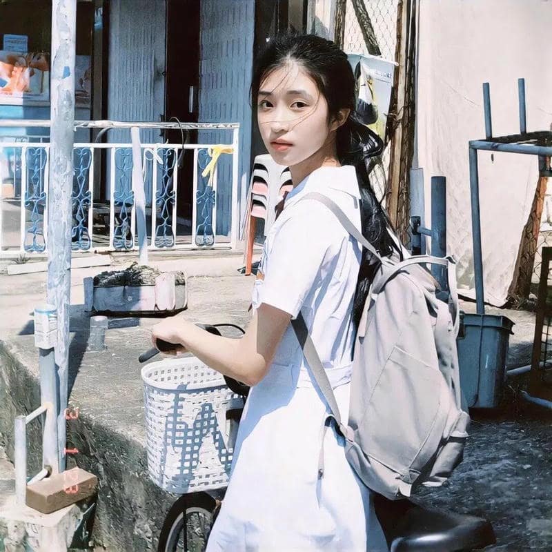 Ngắm ảnh gái xinh học sinh thu hút