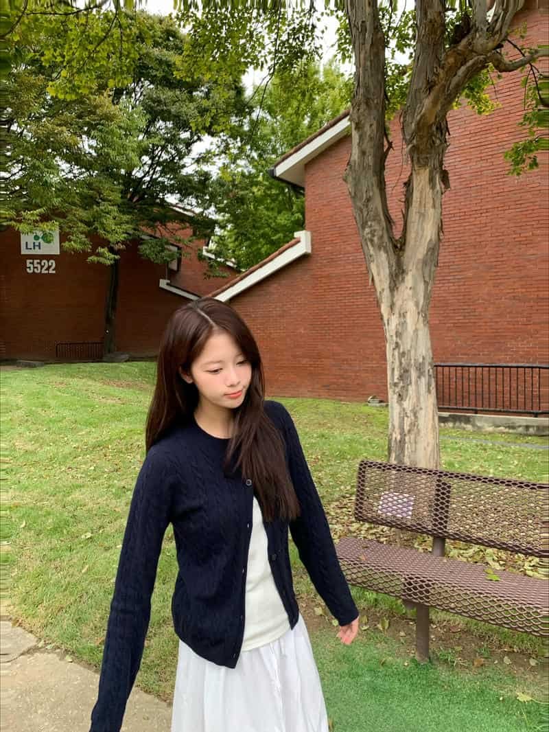 Ngắm hình gái xinh 2k4 duyên nhẹ