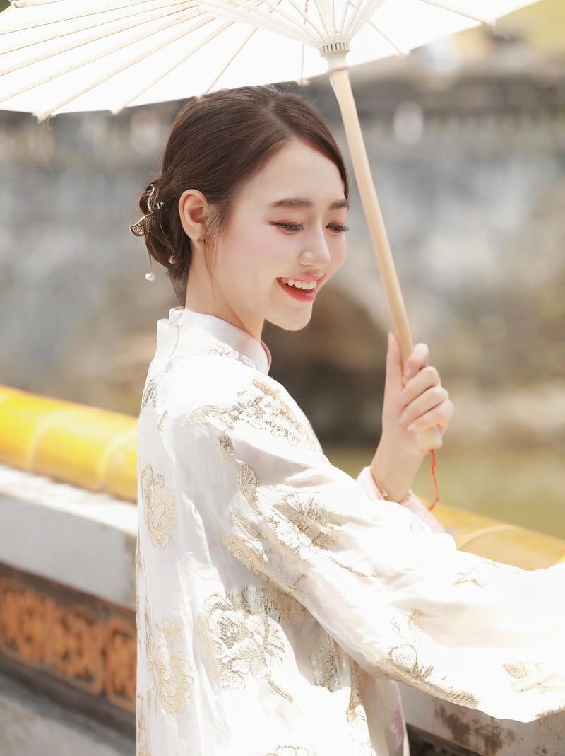 Tải hình ảnh gái xinh mặc áo dài ngọt ngào