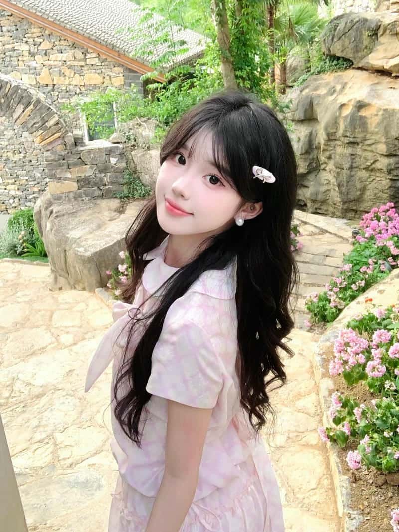 Tải hình gái xinh 2k10 dịu dàng