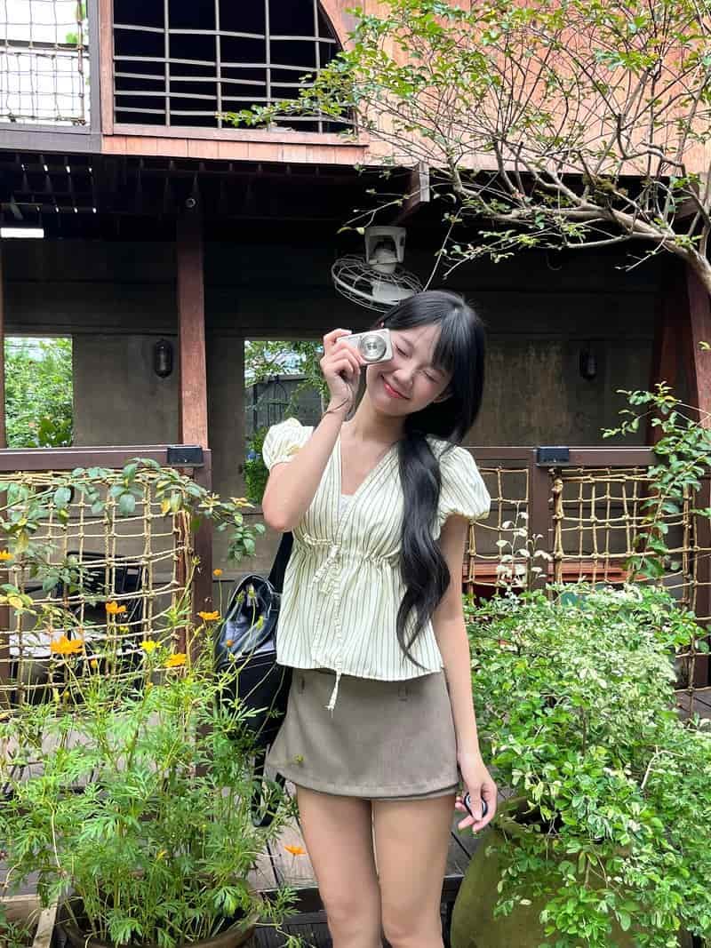 Xem ảnh gái cute nhẹ nhàng