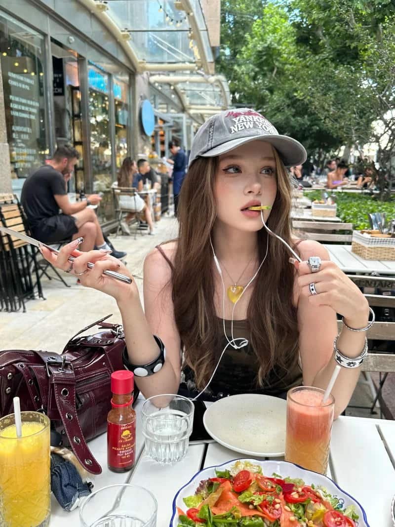 Xem ảnh gái xinh châu âu