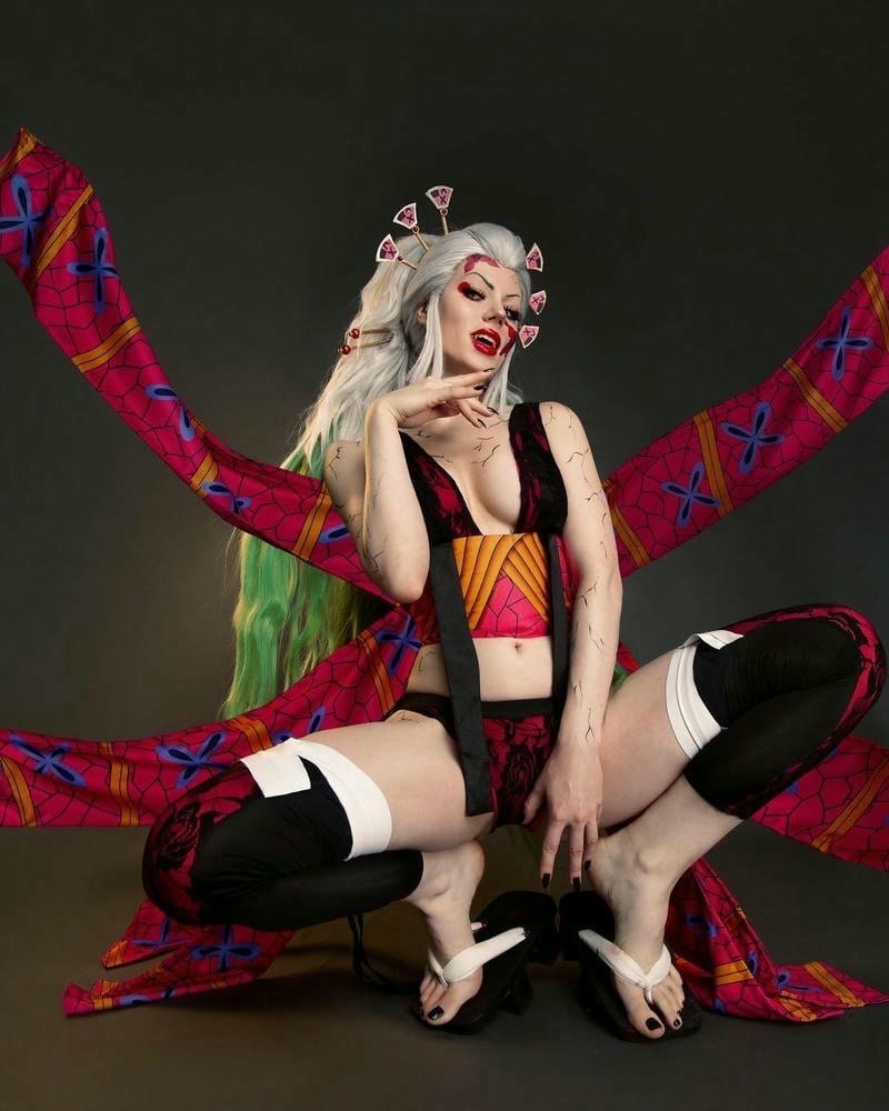 ảnh cosplay daki vú khủng