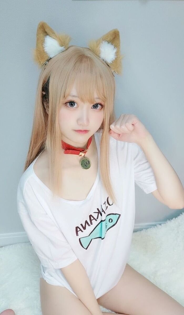 ảnh gái xinh mặc quần ngắn 4d