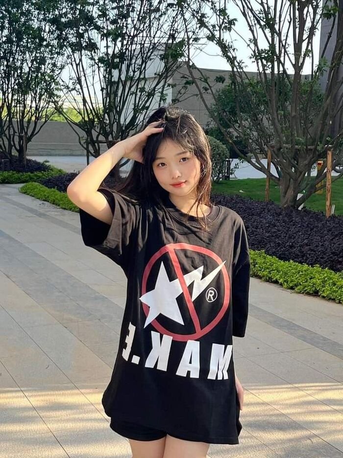 ảnh gái xinh mặc quần ngắn 5d