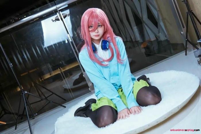 ảnh miku nakano cosplay