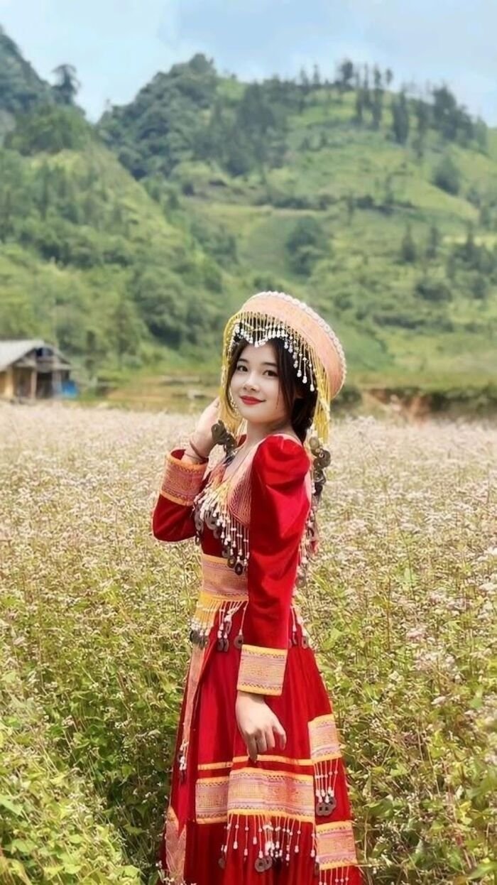 gái xinh 18 tuổi đẹp 5d