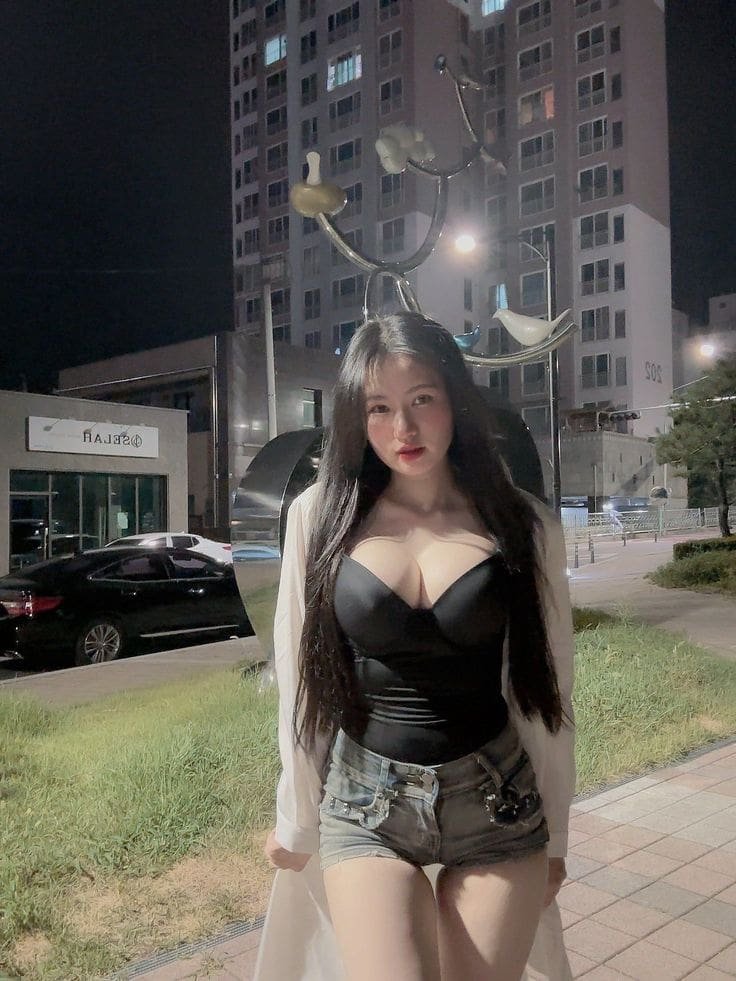 gái xinh vú to đẹp.