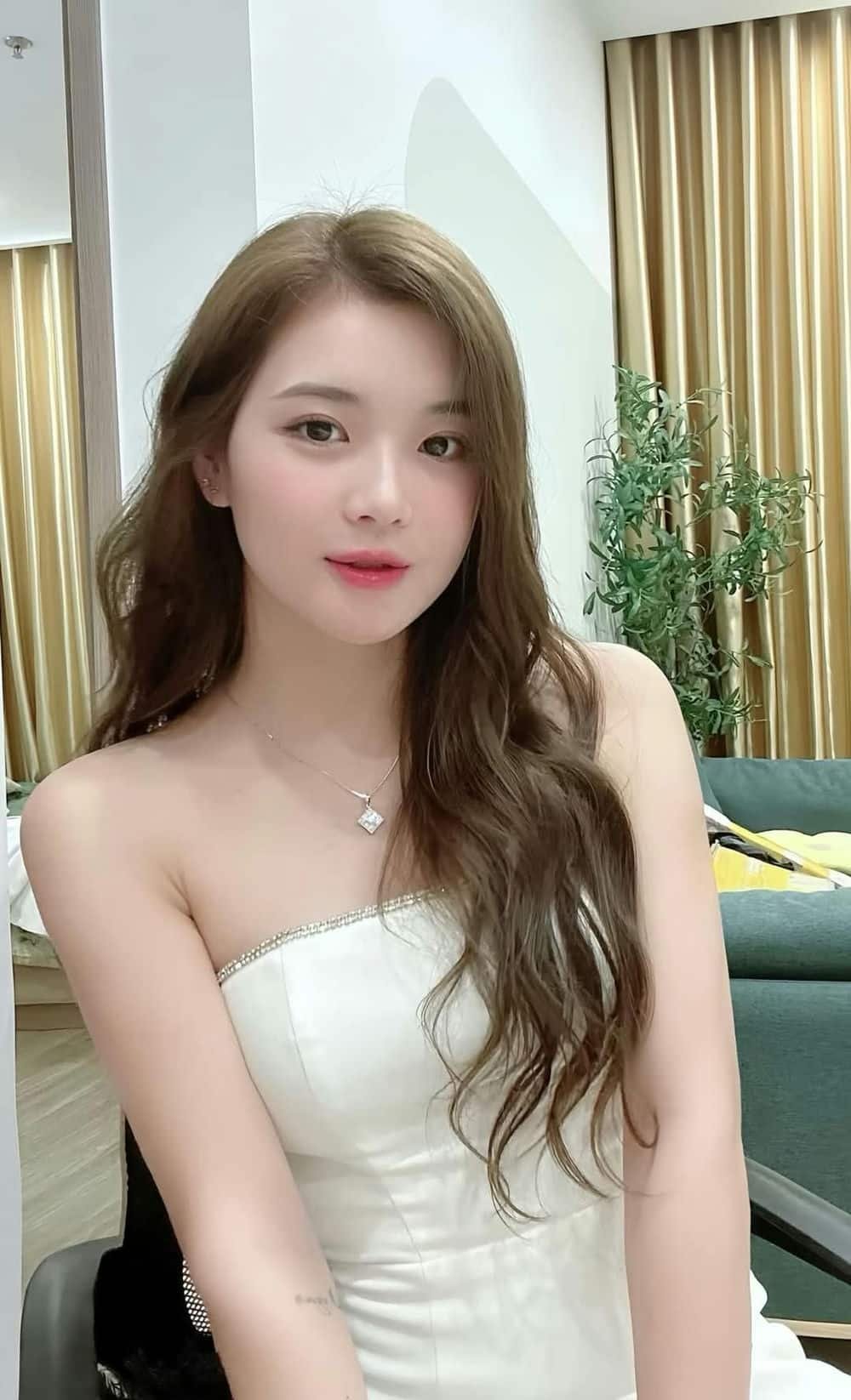 mẫu ảnh gái xinh sáng