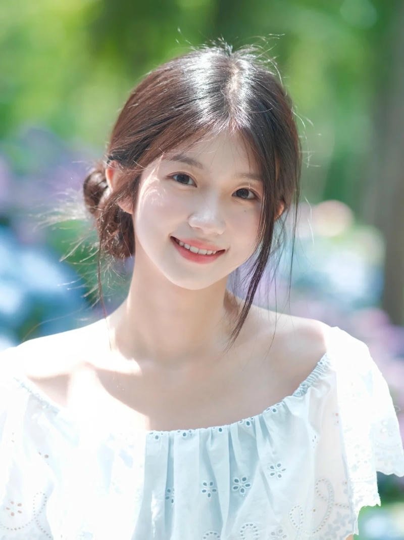 Bộ ảnh gái 2k8 cuốn hút