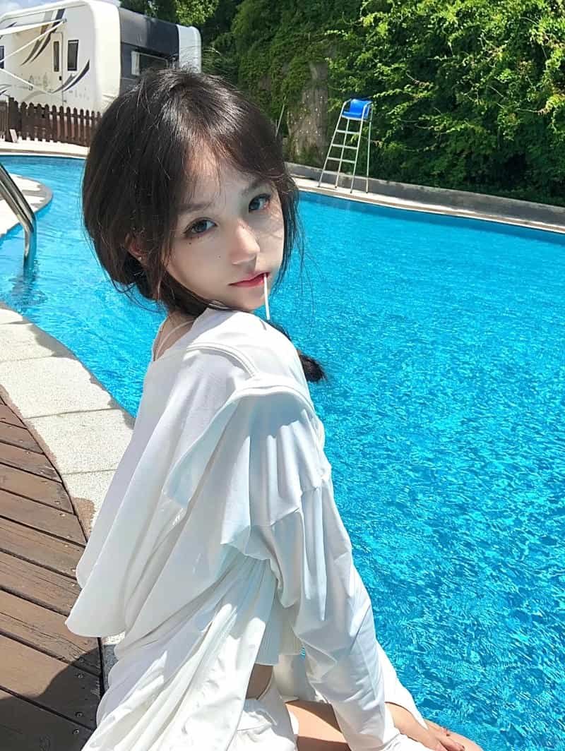 Tải về ảnh gái 2k8 chất lượng cao