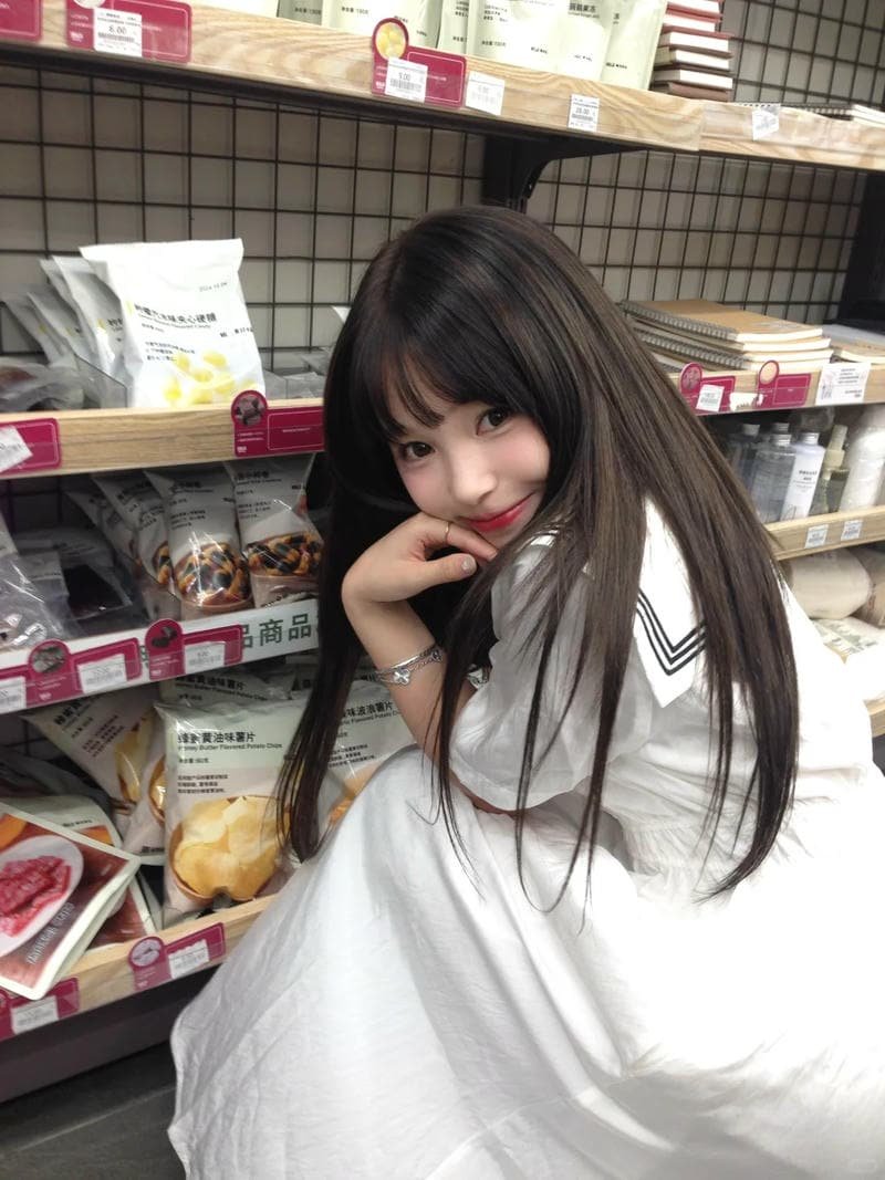 Tải về ảnh gái 2k8 miễn phí