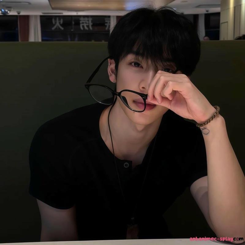 Album ảnh trai đẹp che mặt độc quyền