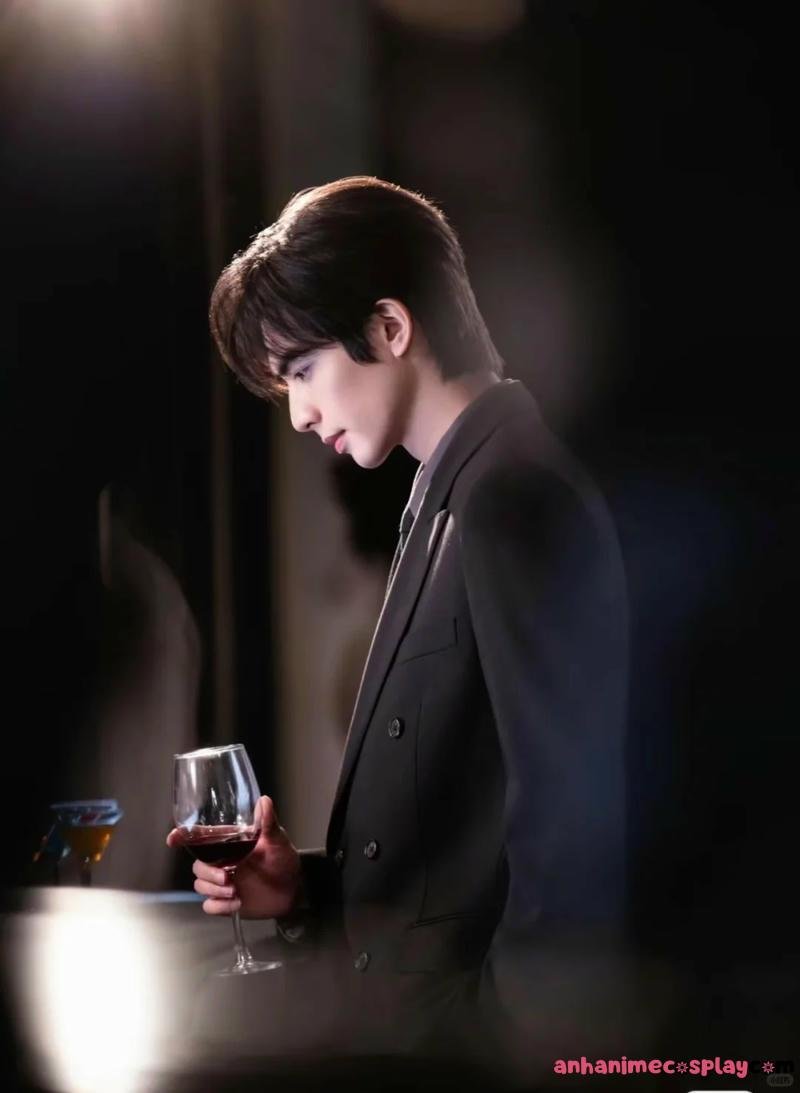 Album ảnh trai đẹp mặc vest mới nhất