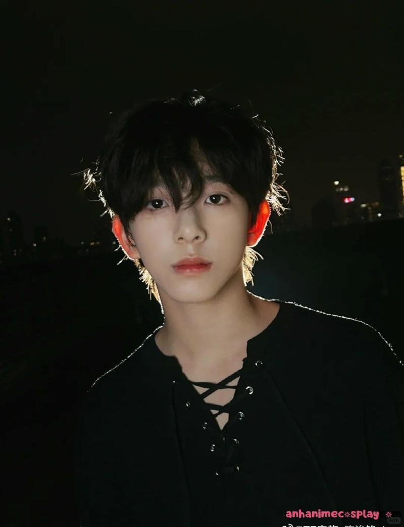 Bộ ảnh trai đẹp 13 tuổi cuốn hút