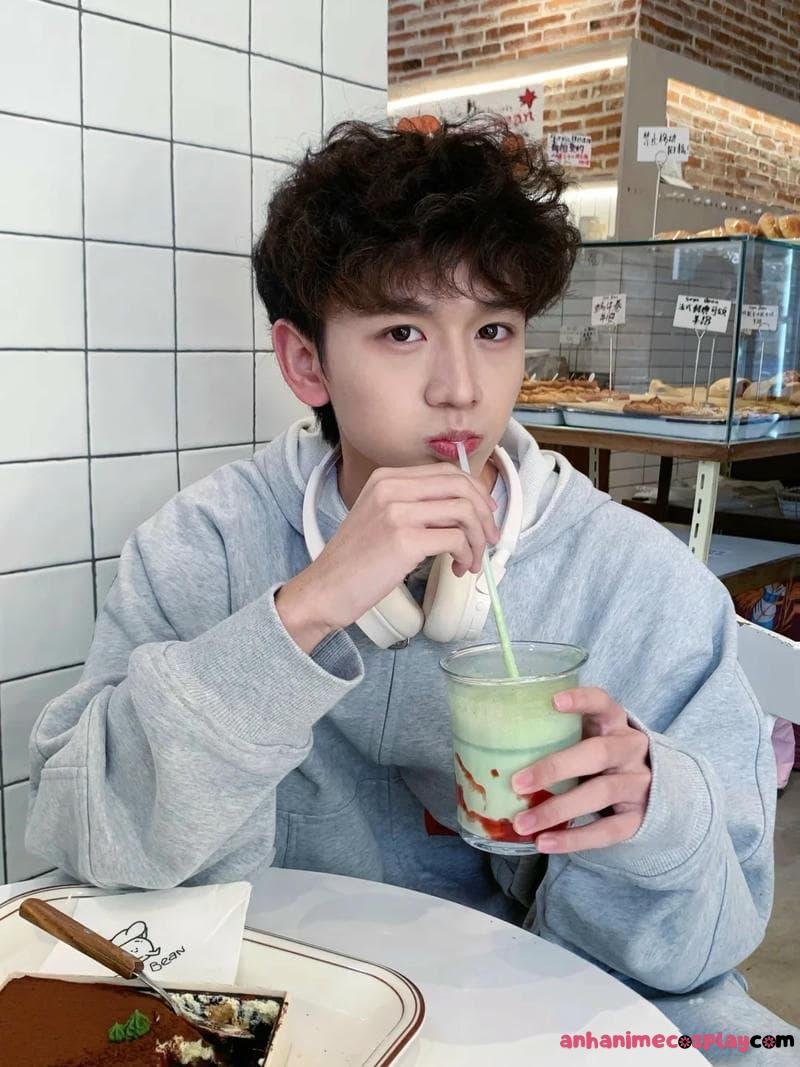 Bộ ảnh trai đẹp 18 tuổi sắc nét nhất