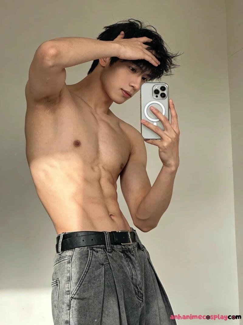 Bộ ảnh trai đẹp 6 múi săn sắc nét nhất