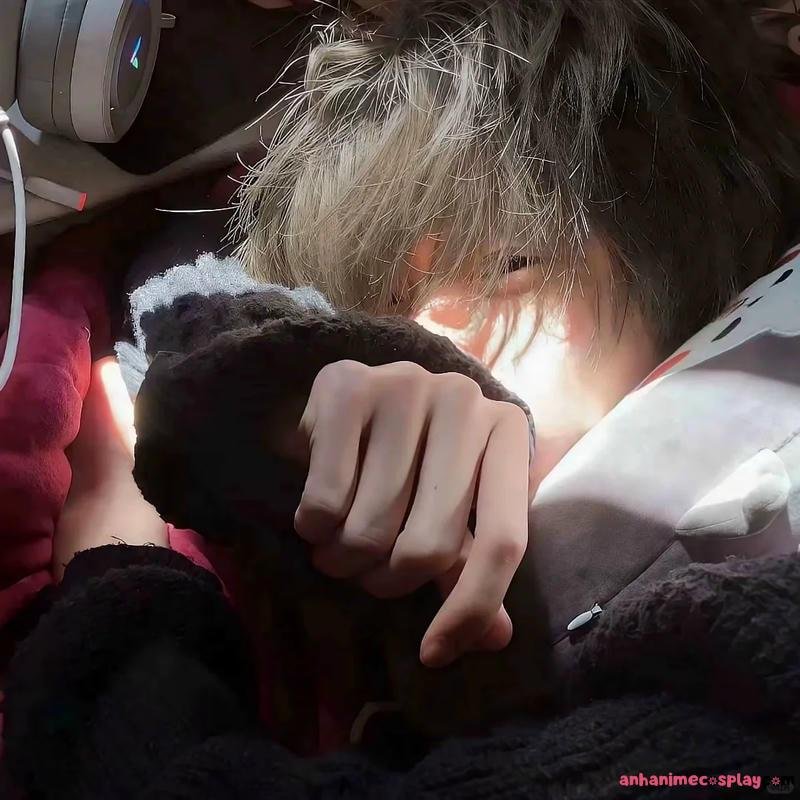 Bộ ảnh trai đẹp che mặt sắc nét nhất