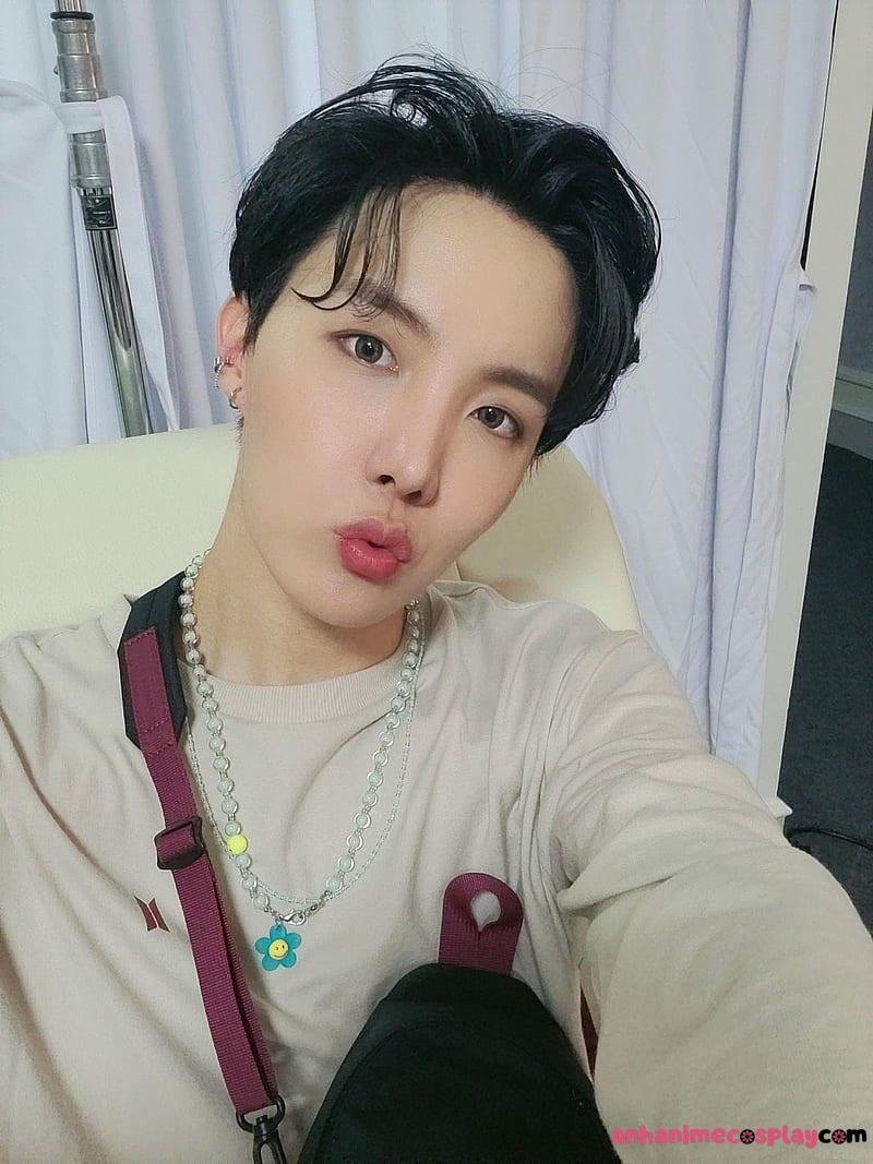 Loạt ảnh j-hope cuốn hút