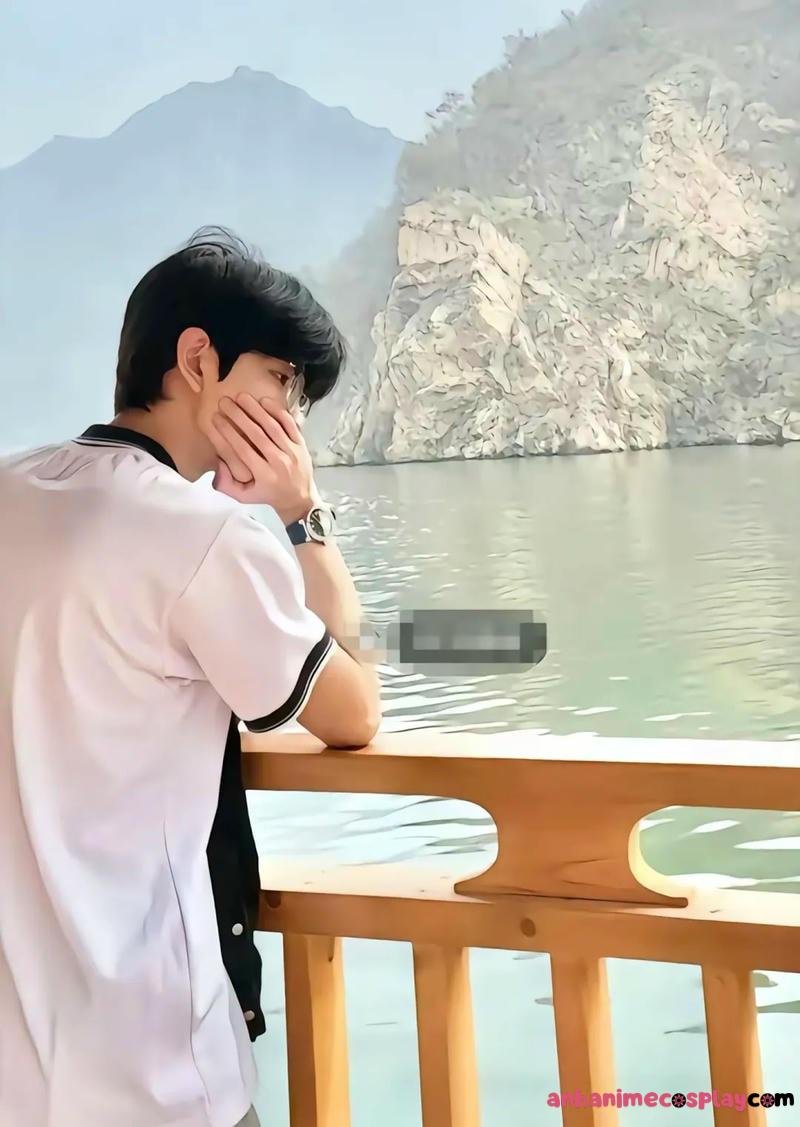 Ngắm ảnh trai đẹp che mặt mới nhất