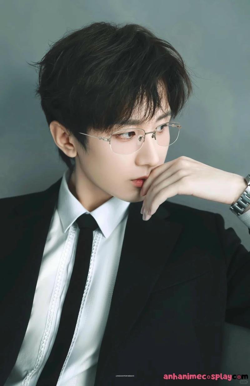 Ngắm ảnh trai đẹp đeo kính mới nhất