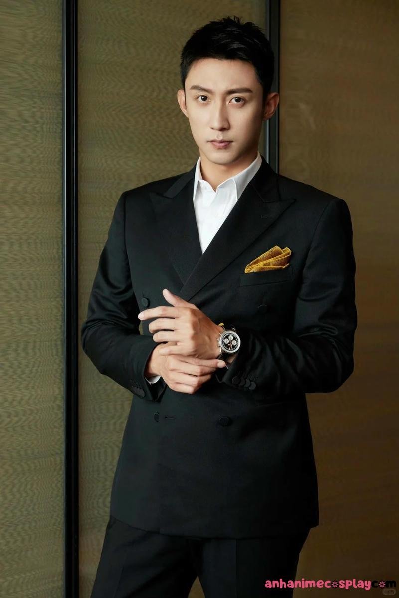 Ngắm ảnh trai đẹp mặc vest thu hút