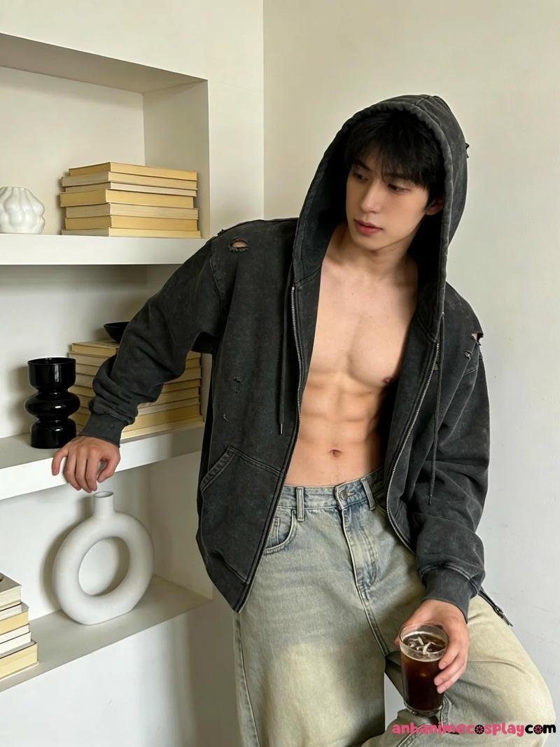 Tải về ảnh trai đẹp cơ bắp chất lượng cao