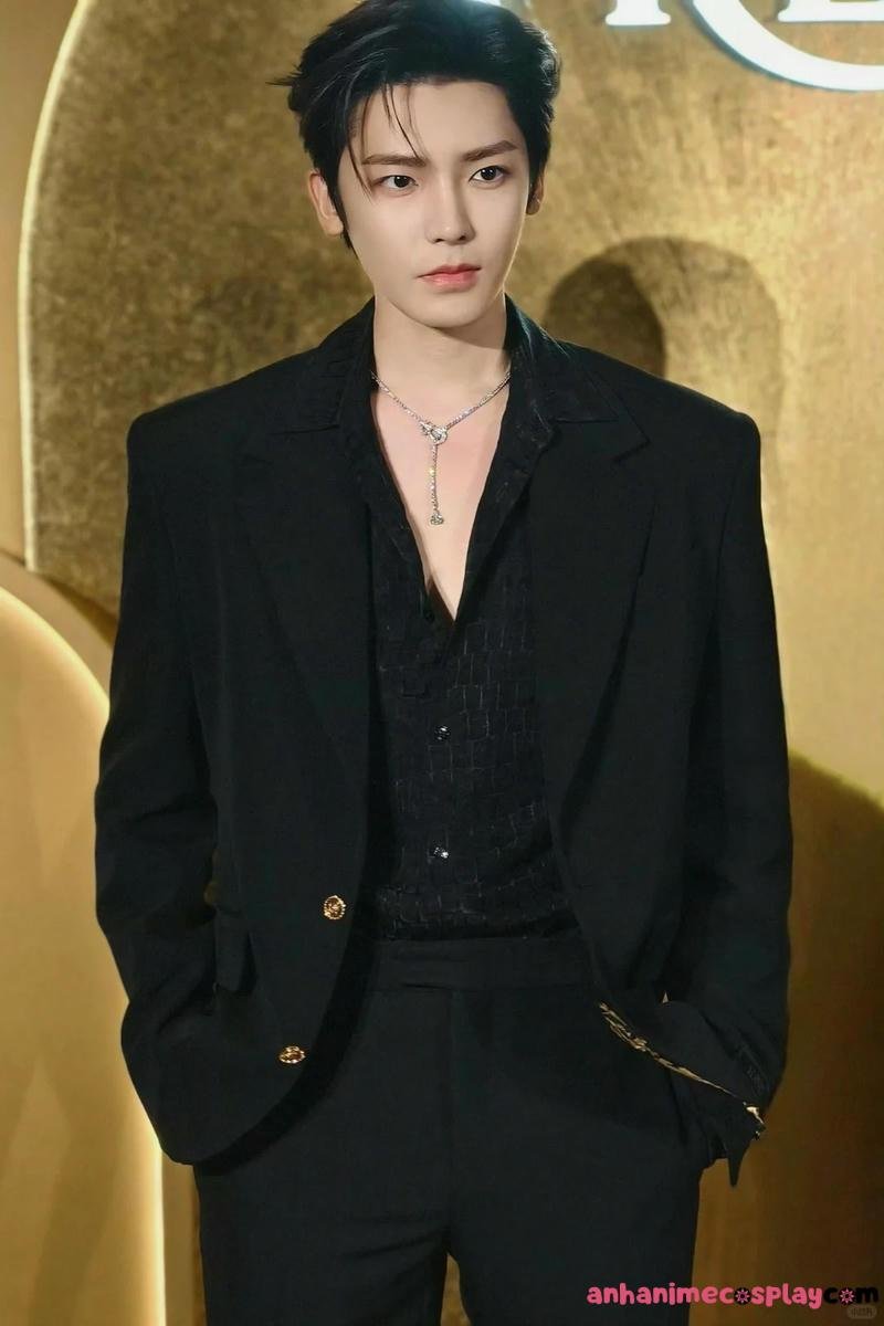 Tải về ảnh trai đẹp mặc vest miễn phí