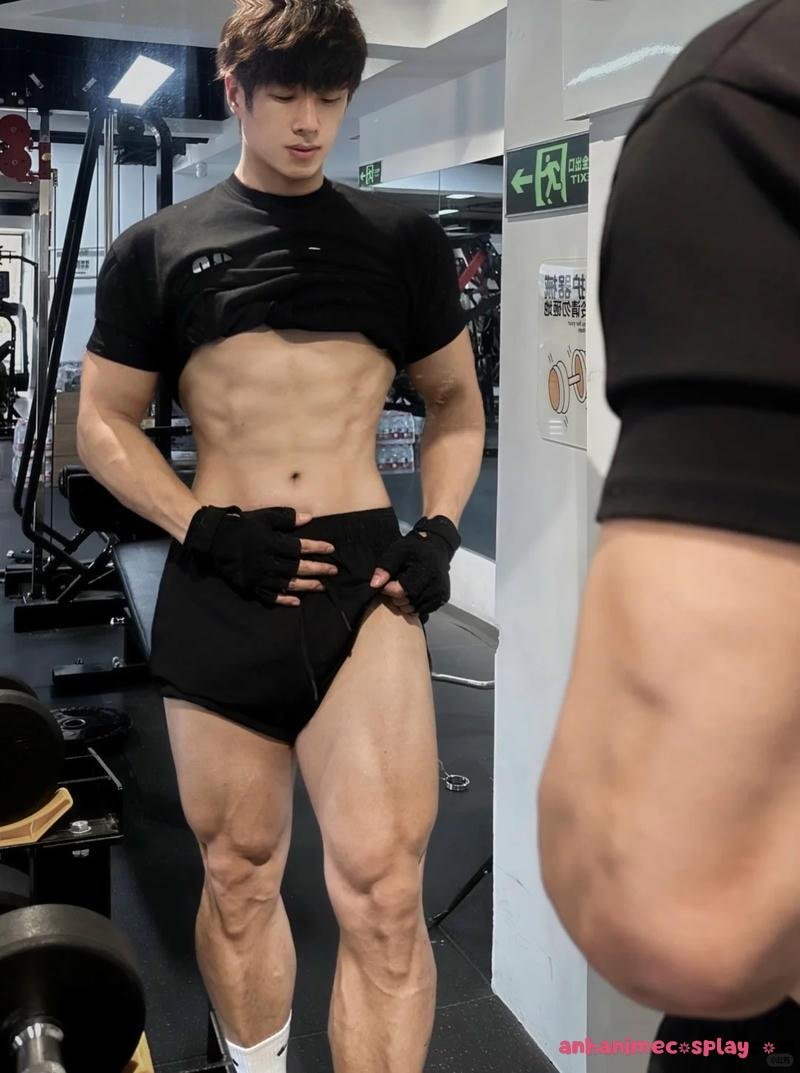 Xem ảnh trai đẹp cơ bắp chất lượng cao