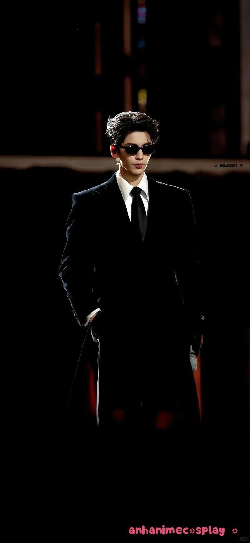 Xem ảnh trai đẹp mặc vest chất lượng