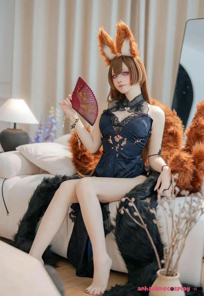 cosplay thỏ bảy màu