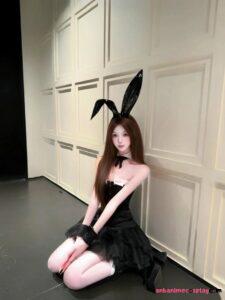 cosplay thỏ đen