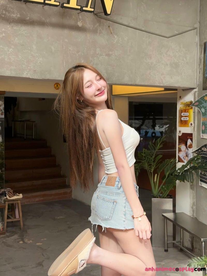 Bộ ảnh ảnh gái xinh cười sắc nét