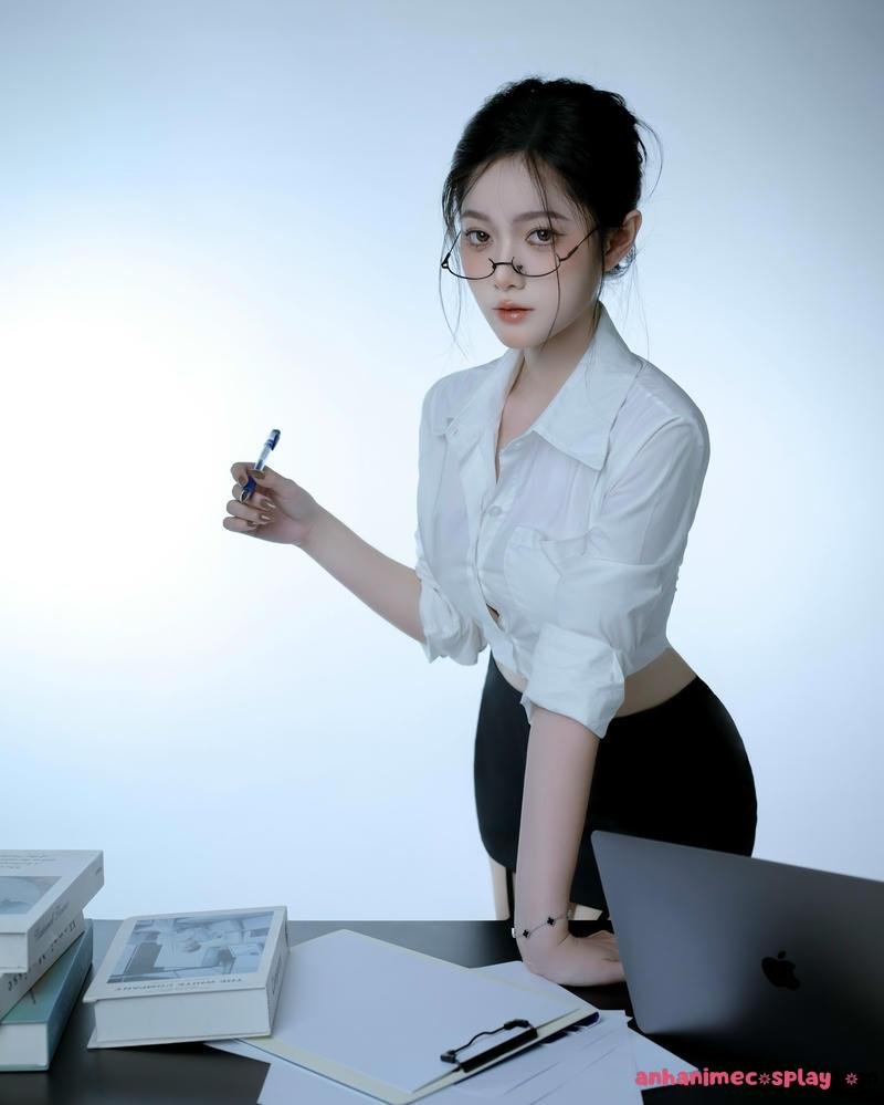 Loạt ảnh gái xinh đeo kính chất lượng