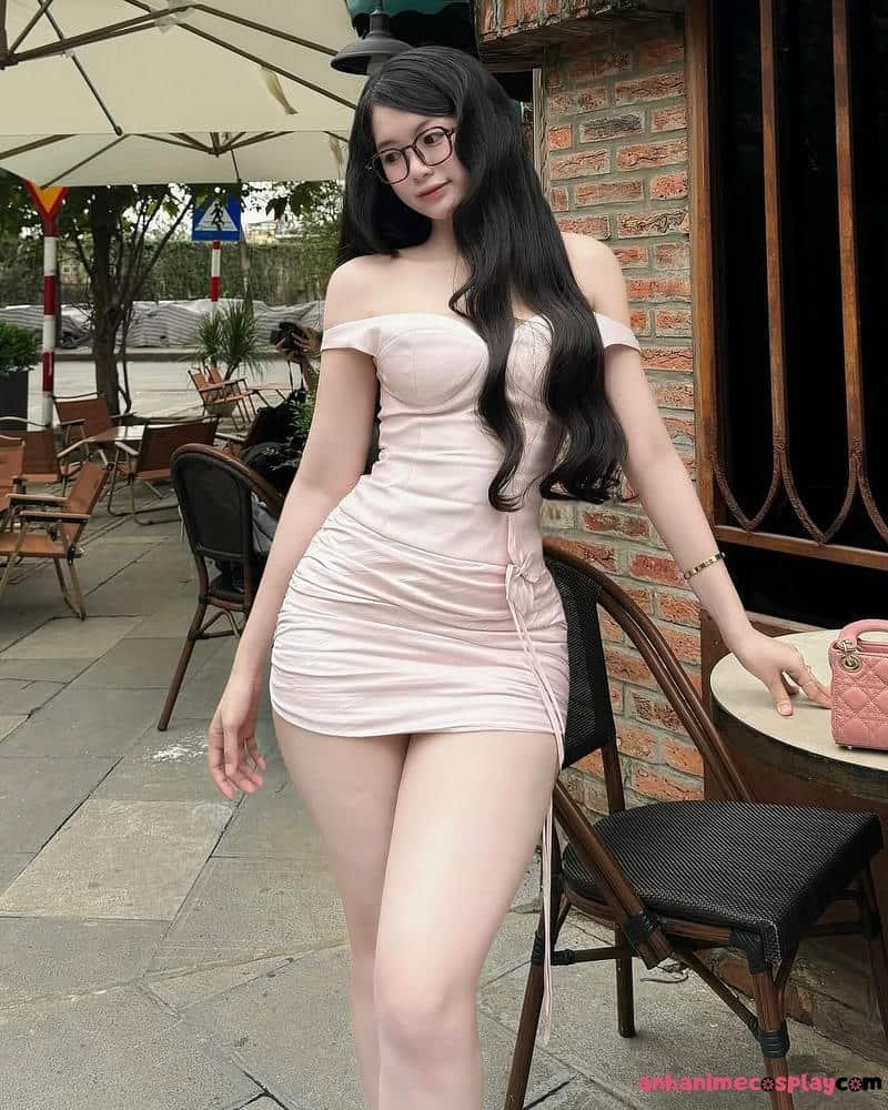 Loạt ảnh gái xinh mặc váy ngắn cuốn hút