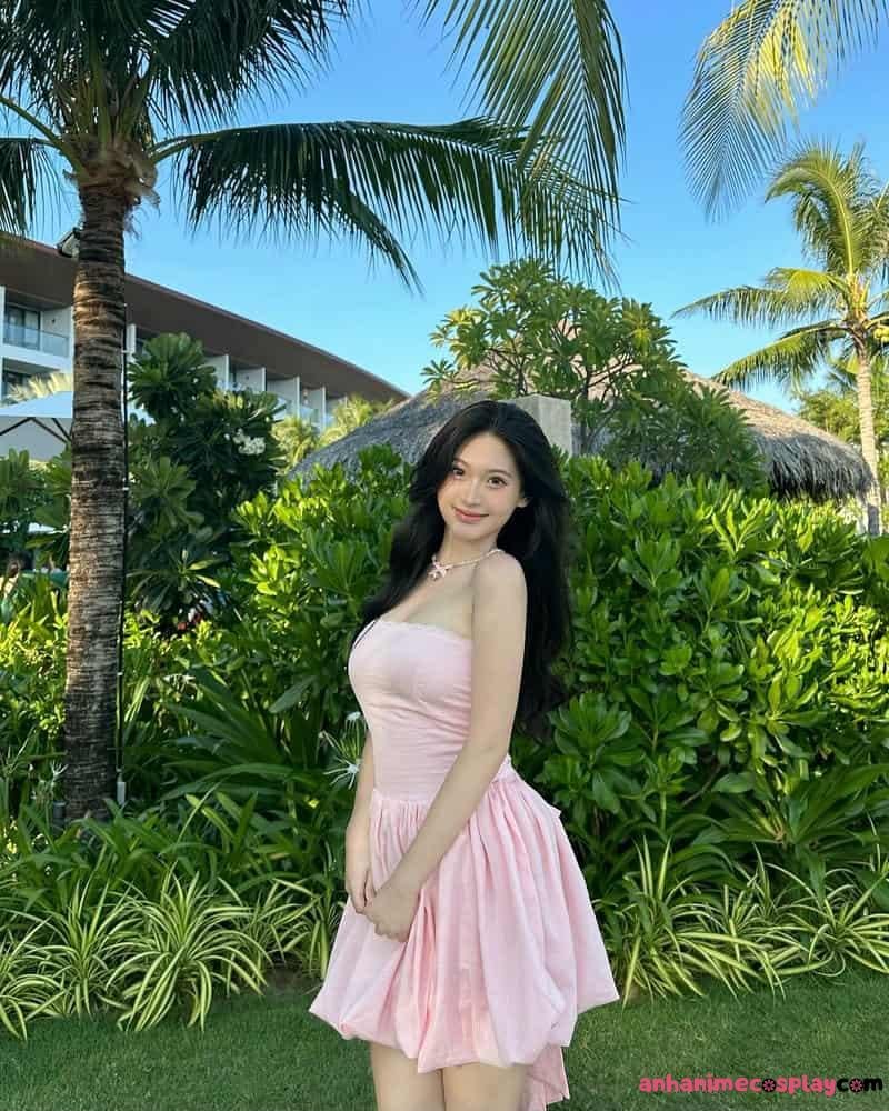 Tải về ảnh gái xinh mặc pinky chất lượng cao