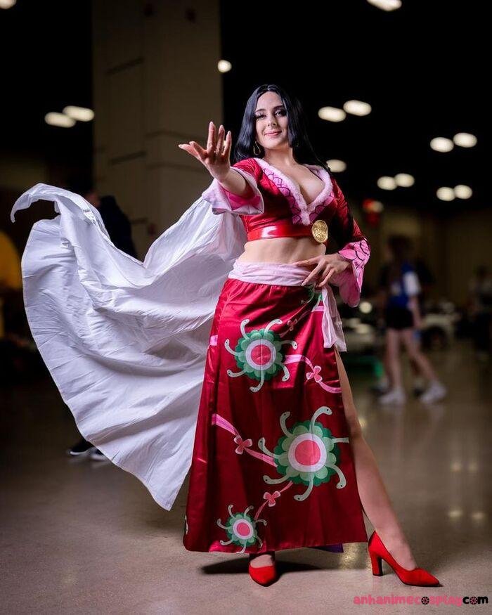 ảnh cosplay boa hancock cực sexy
