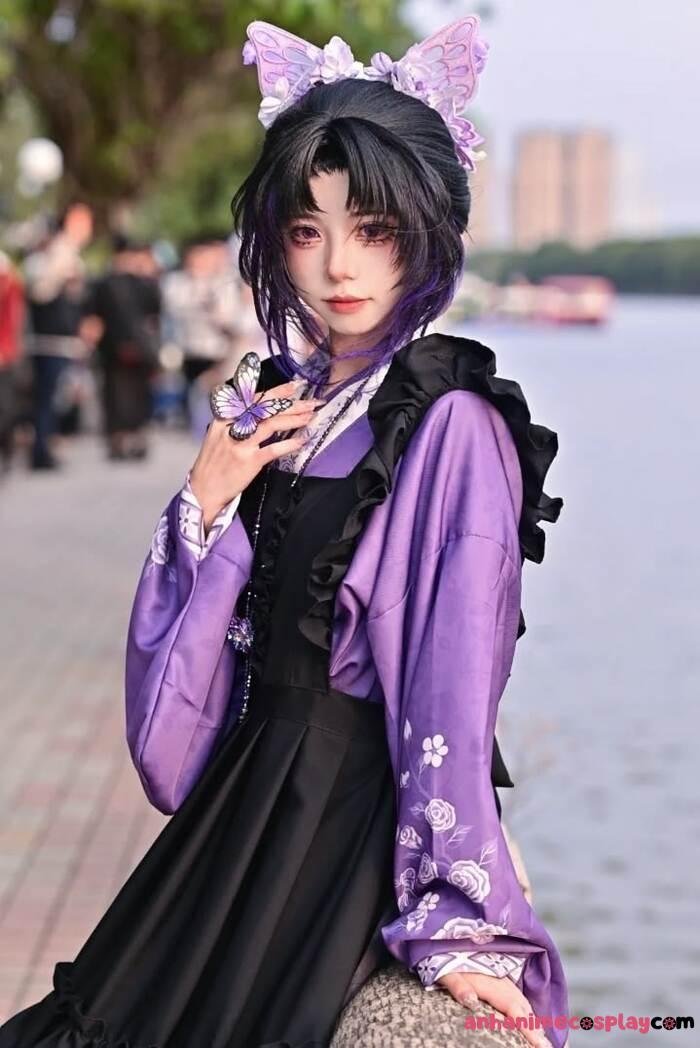 ảnh cosplay shinobu hot nhất