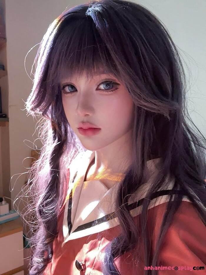 cosplay học sinh đáng yêu