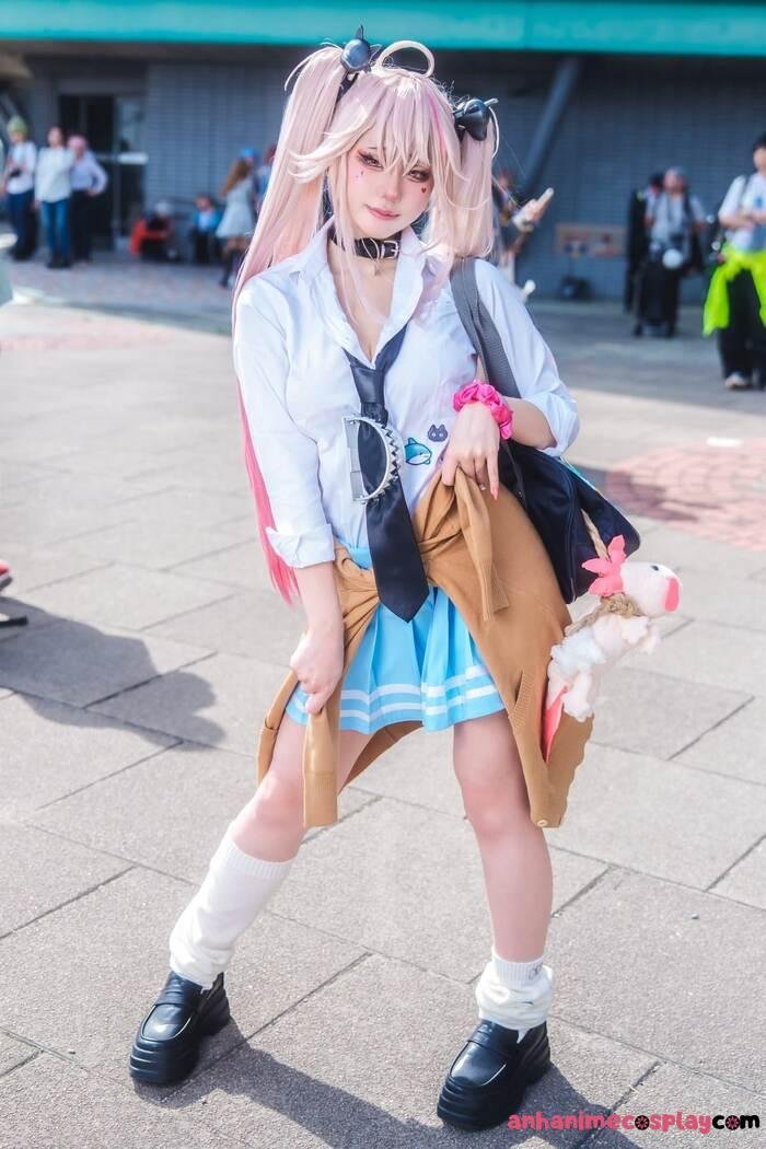 cosplay học sinh siêu xinh