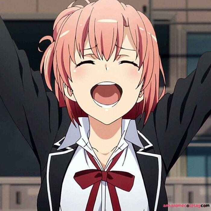 hình ảnh Yui Yuigahama cười